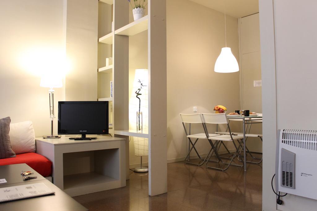 Sweet Bcn Apartments Барселона Экстерьер фото