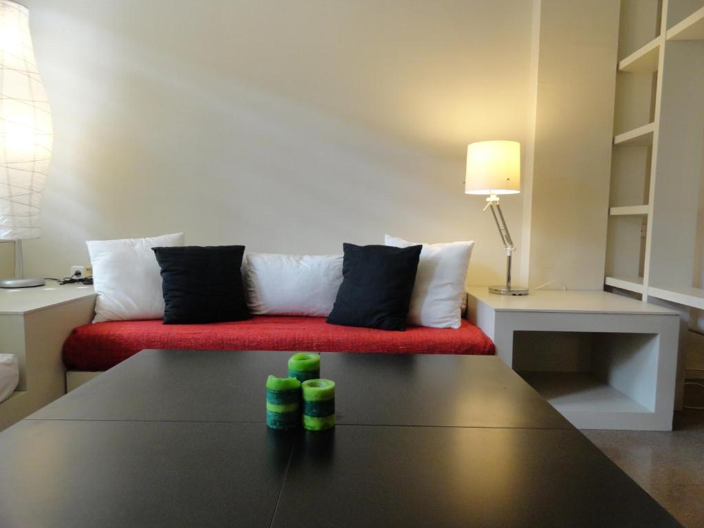 Sweet Bcn Apartments Барселона Номер фото