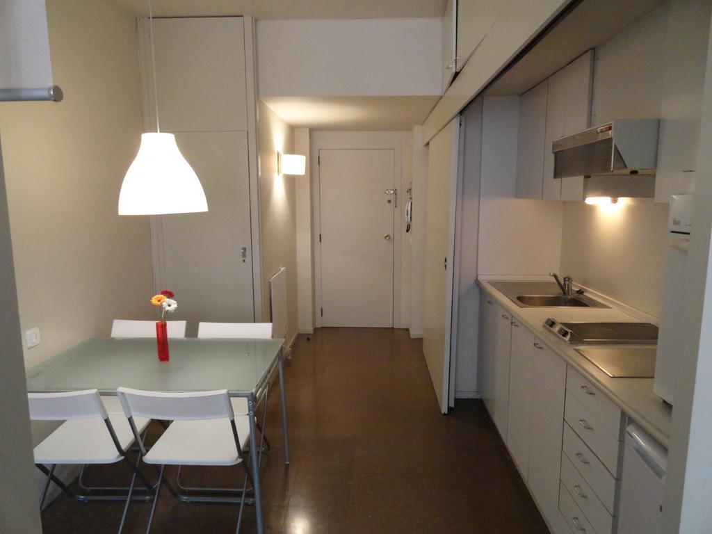 Sweet Bcn Apartments Барселона Экстерьер фото