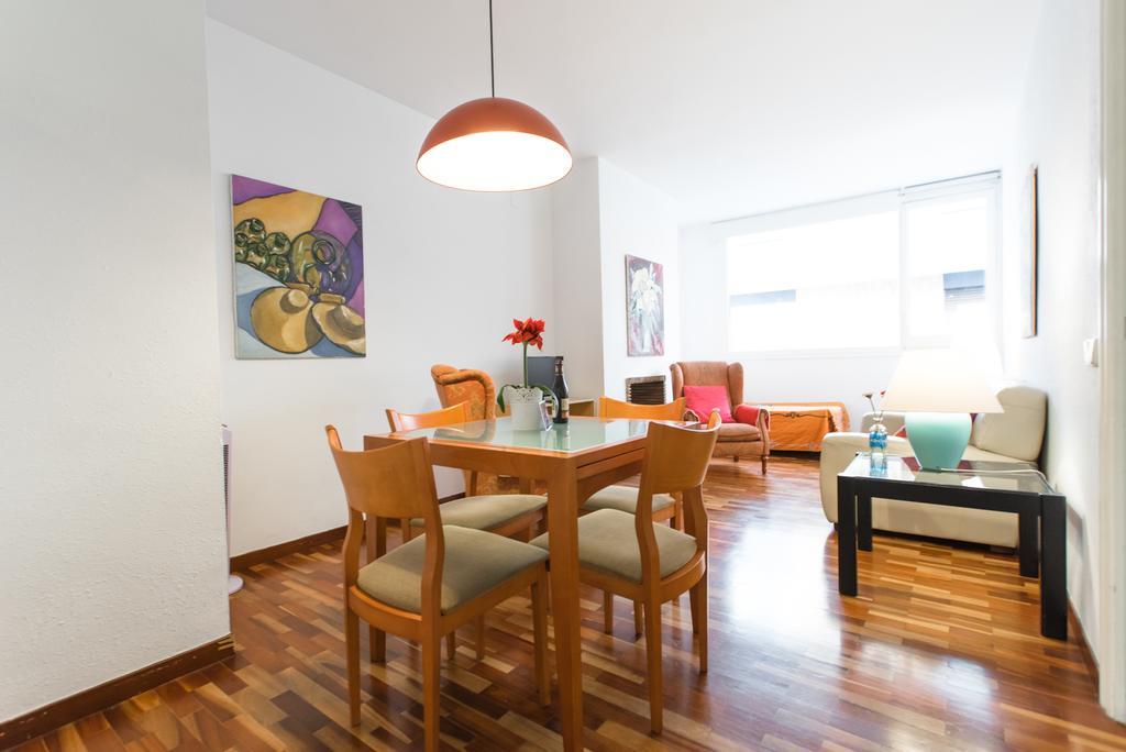 Sweet Bcn Apartments Барселона Экстерьер фото