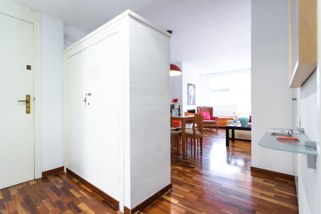 Sweet Bcn Apartments Барселона Экстерьер фото