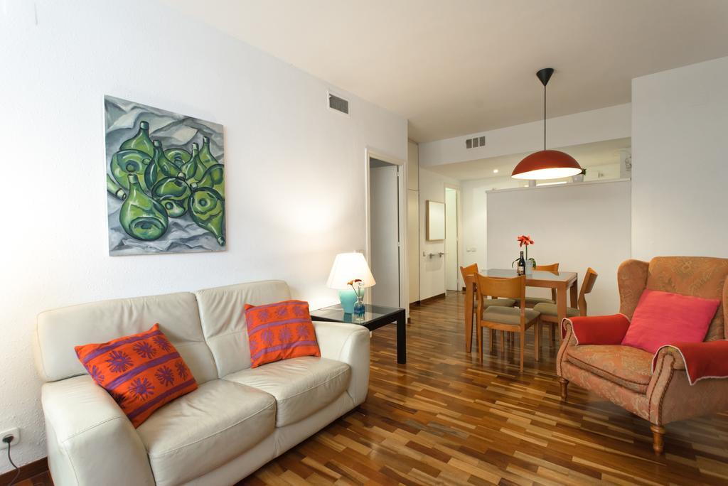 Sweet Bcn Apartments Барселона Экстерьер фото