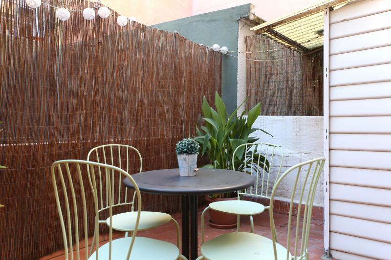 Sweet Bcn Apartments Барселона Экстерьер фото